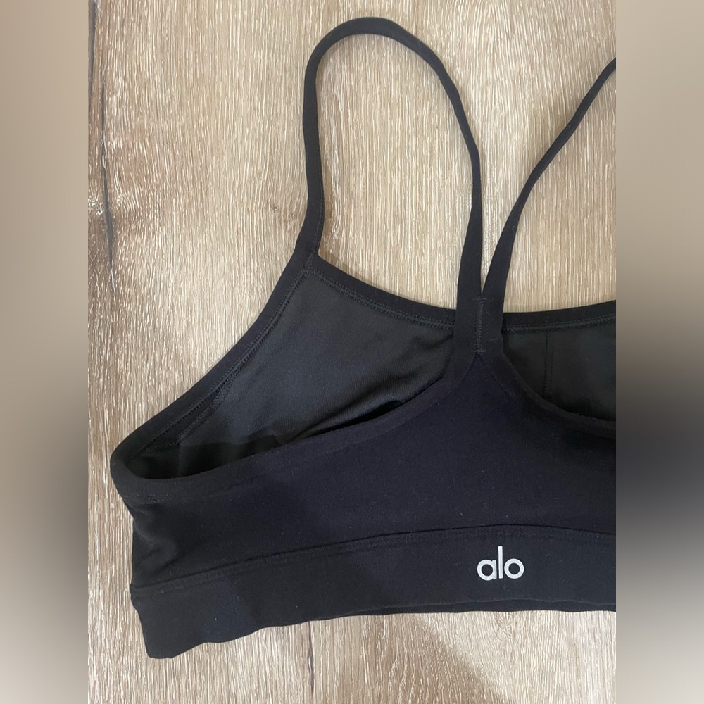 ALO Yoga Black Sports Bra - Picture 5 of 6